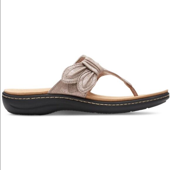 Clarks Laurieann Rae Slip-On Thong Sandals 12W NIB - Picture 2 of 9